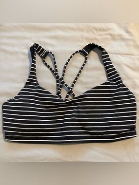Lululemon Free To Be Bra